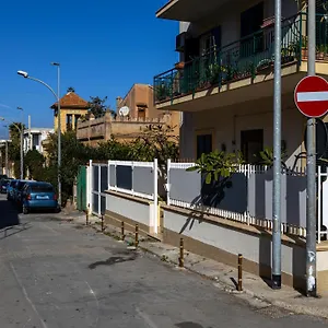 Casa Lella Villa Palermo